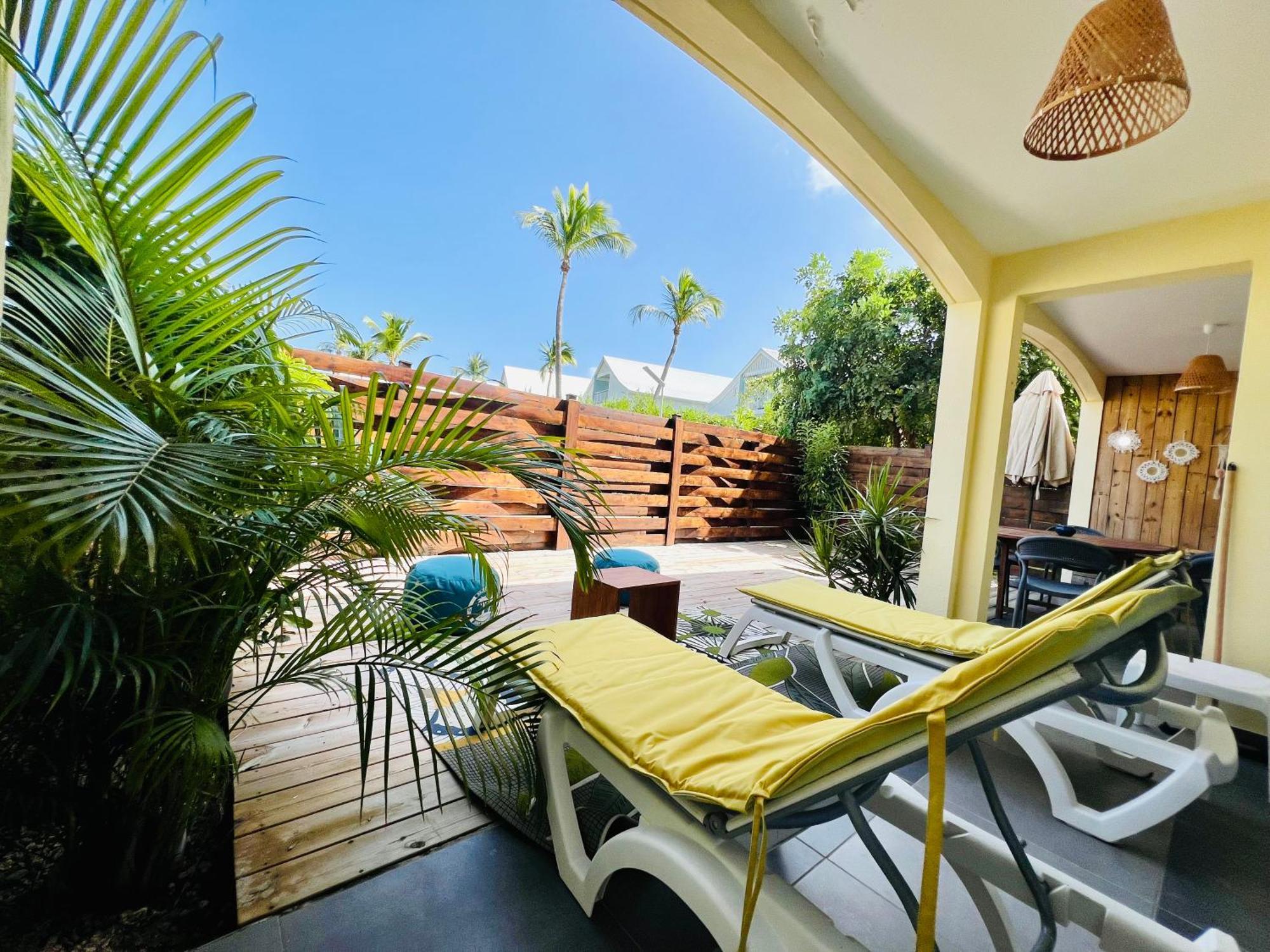 Blue Wave - 2 Bedrooms - Orient Beach! Quarter of Orleans Экстерьер фото